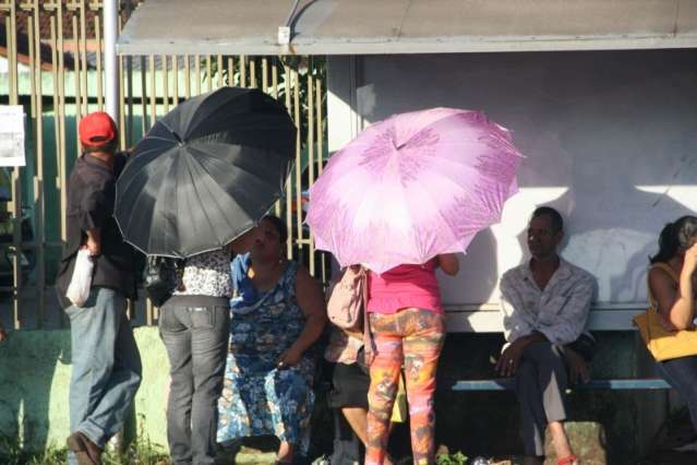 Frente fria acaba com tempo quente e seco e  MS ter&aacute; frio de 8&ordm; na quinta