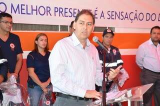 Bernal alega que oposição criou polêmica (Foto: Vanderlei Aparecido)