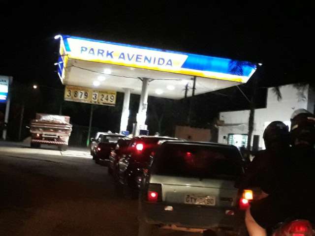 Conselho reajusta pauta fiscal e pre&ccedil;o m&eacute;dio da gasolina cai tr&ecirc;s centavos