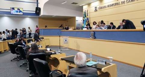 Projeto que prev&ecirc; seguran&ccedil;a em piscina p&uacute;blica ou particular ser&aacute; votado ter&ccedil;a