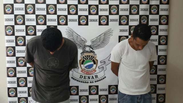 Pol&iacute;cia prende dupla por armazenar maconha at&eacute; dentro da geladeira