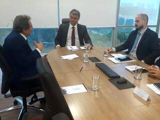 Senador Waldemir Moka e ministro do Planejamento se reuniram hoje (Foto: Divulgação)
