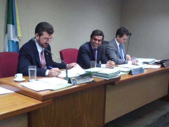 Depois de impasse, tucano &eacute; eleito presidente da CCJ da Assembleia
