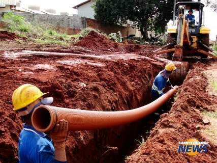 Governo lança obras de saneamento e entrega equipamentos para a Sanesul