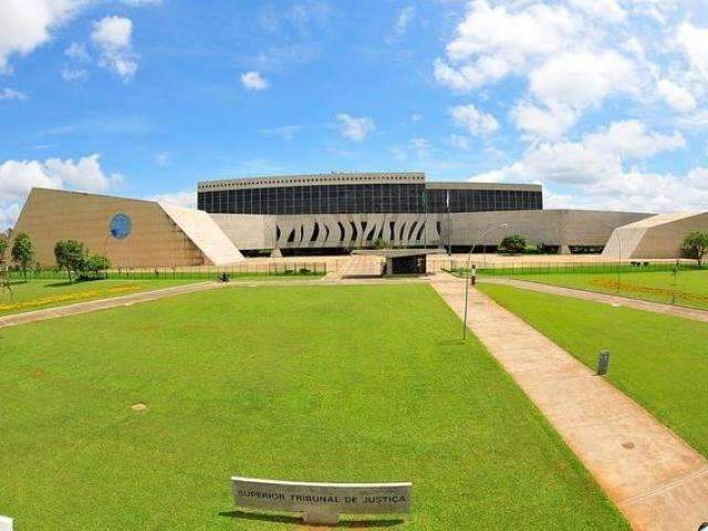 STJ nega liminar para que filha de Amorim deixe pris&atilde;o domiciliar 