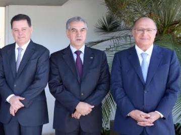 Em Bras&iacute;lia, Reinaldo destaca preocupa&ccedil;&atilde;o do PSDB com o crescimento do pa&iacute;s