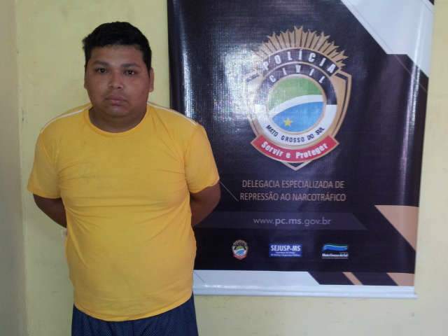  Em meio a jogo, traficante &eacute; preso e Pol&iacute;cia manda recado a bandidos