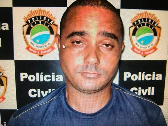 Suspeito de roubos &eacute; morto em troca de tiros com a pol&iacute;cia