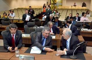 Deputados fazem acordo em prazo de entrega de emendas e votação da LDO (Foto: Roberto Higa/ALMS)