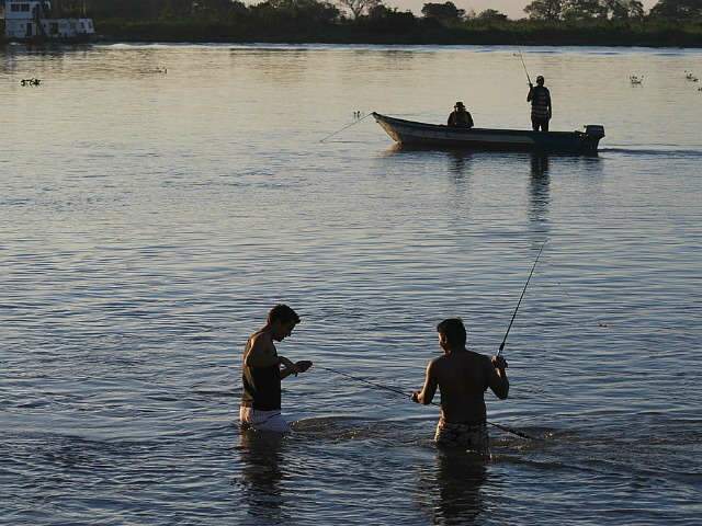  Proibida, pesca de dourado em Corumb&aacute; n&atilde;o pode ser fiscalizada