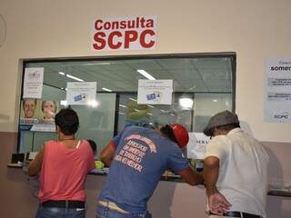 O primeiro dia de campanha começou hoje na central do SCPC, na rua 15 de Novembro. (Foto: Pedro Peralta)