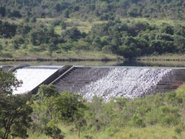 MS e 18 prefeituras ter&atilde;o de monitorar presen&ccedil;a de agrot&oacute;xicos na &aacute;gua