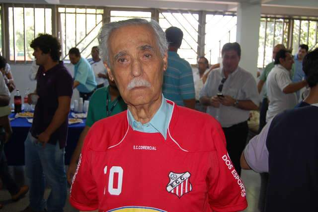  Comercial lan&ccedil;a novo uniforme e ingressos para partida contra Vasco