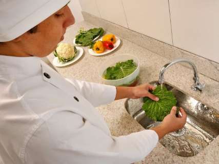Abertas inscrições em cursos que vão de higiene com alimentos à cozinha italiana
