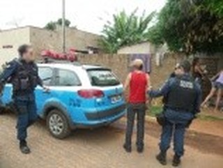 Adolescente de 16 anos agride e fere avô na cabeça no bairro Paranapungá Adolescente de 16 anos agride e fere avô na cabeça no bairro Paranapungá