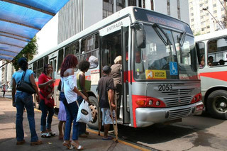 Serão 69 novos ônibus do transporte público coletivo.