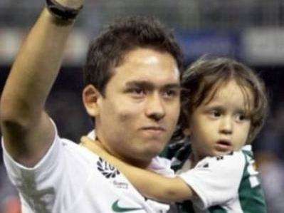 Filho do atacante douradense Keirrison morre em hospital do Paran&aacute;