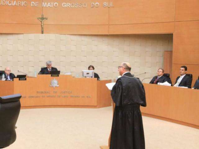 Desembargadores mant&eacute;m liberdade de advogado denunciado na Omert&agrave; 