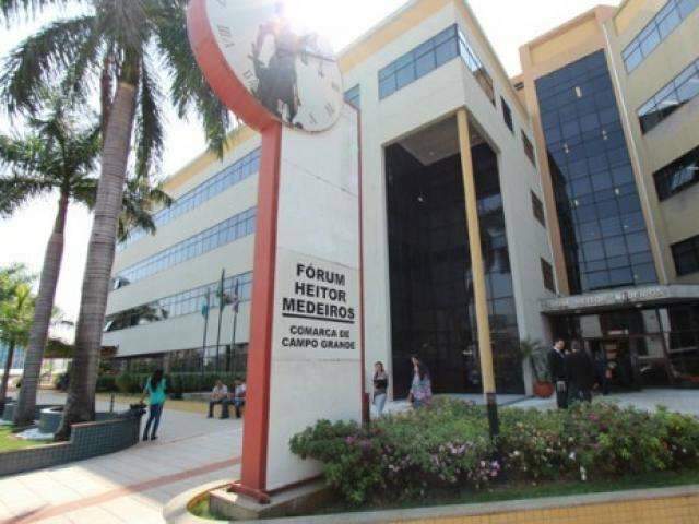 Est&uacute;dio &eacute; condenado a indenizar clientes por divulgar fotos sem autoriza&ccedil;&atilde;o