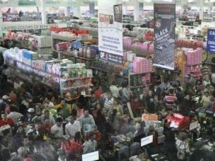 Clientes do Black Friday procuram por inform&aacute;tica e gastam at&eacute; R$ 2 mil