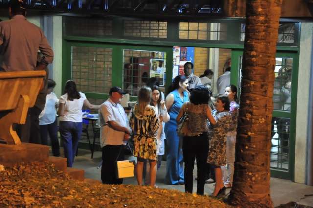 Sesau monta a&ccedil;&atilde;o de emerg&ecirc;ncia ap&oacute;s 68 passarem mal na UFMS