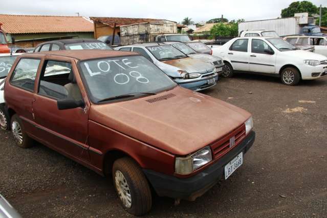 Conselho leiloa carros e motos do tr&aacute;fico com lance a partir de R$ 200