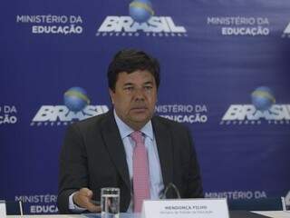 Ministro Mendonça Filho; consulta pública sobre o novo Enem começa no dia 18 (Foto: Marcello Casal Jr / Agência Brasil)