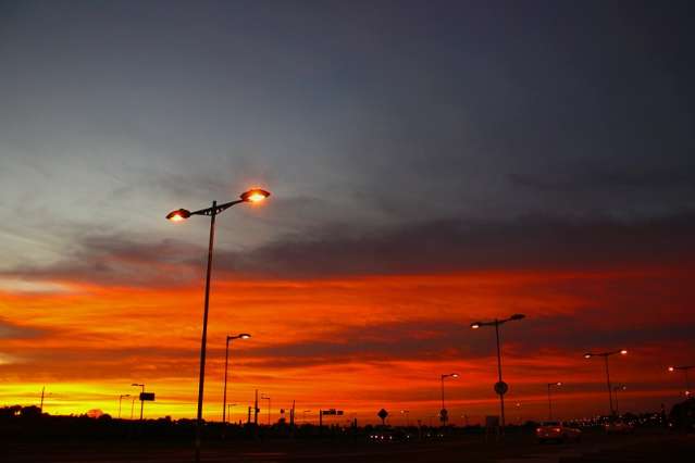 Sexta-feira amanhece com temperatura amena e pode chover na Capital
