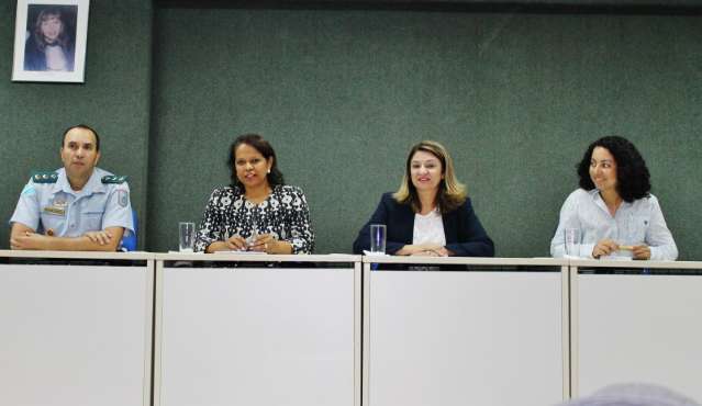 Agetran capacita agentes e colaboradores para fiscalizar estacionamentos