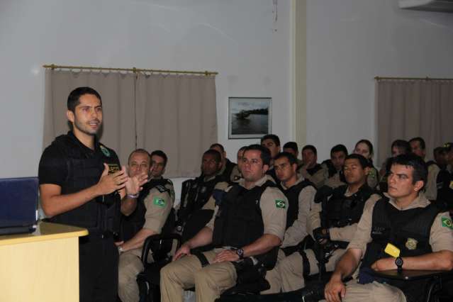 Opera&ccedil;&atilde;o contra crime organizado prende 18 que atuam na fronteira