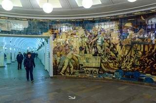 A arte está por todas as partes nas estações do metrô de Moscou (Foto: Nikolai Galkin/TASS)