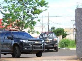 No total, foram 32 presos e cinco adolescentes apreendidos pelas equipes do Garras (Foto: arquivo/Campo Grande News)