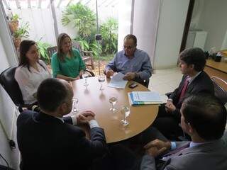 Termo de cooperação foi assinado na manhã de hoje. (Foto: Divulgação/Sesau)