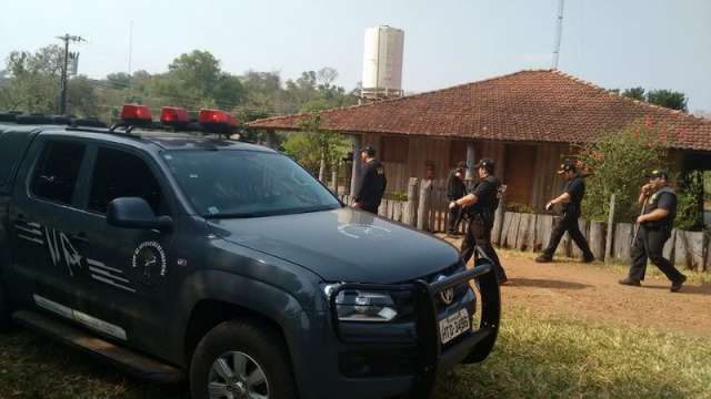 DOF faz opera&ccedil;&atilde;o em &aacute;rea de conflito para liberar estradas em fazendas