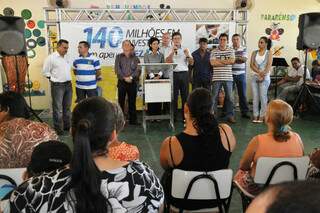  Dourados ter&aacute; 1.800 km de estradas rurais recuperados, anuncia Murilo