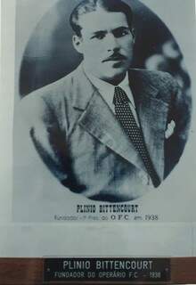 O pintor Plínio Bittencourt, primeiro presidente e um dos fundadores do Operário em 1938 (Foto: Arquivo)