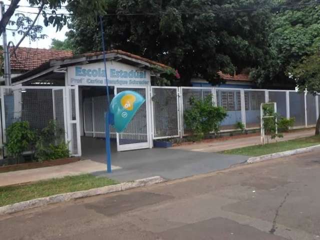 Alunos planejam protesto em frente a escola ap&oacute;s an&uacute;ncio de fechamento 