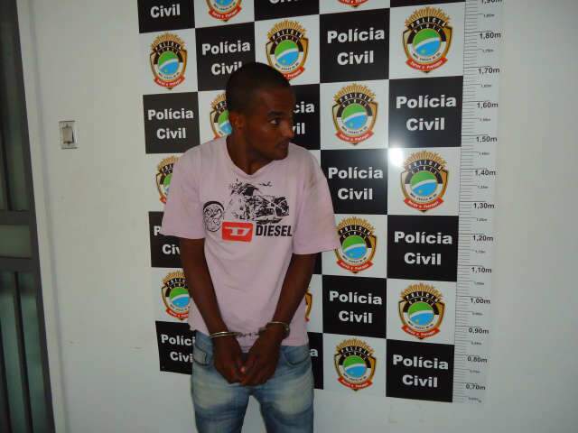 Homem mata ex-mulher com cinco facadas no bairro Nova Lima