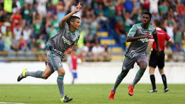 Vit&oacute;ria contra o Sampaio Correa mant&eacute;m Palmeiras na luta pelo t&iacute;tulo da copinha