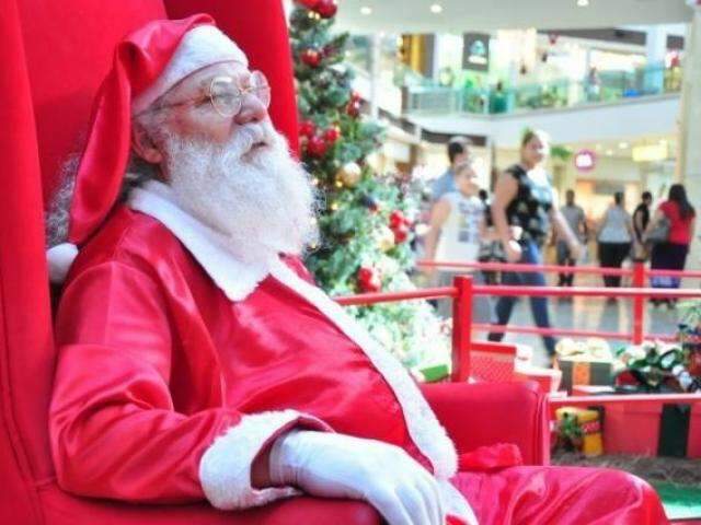 Natal come&ccedil;a a ganhar forma na cidade nesta semana, com Papai Noel em shoppings