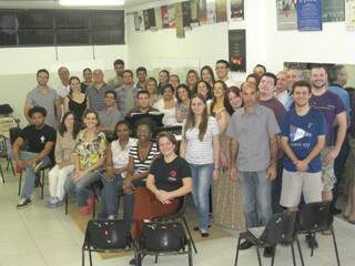 Coro lírico da Cant&#039;Arte e coro de câmara da UFMS. (Foto: Divulgação)