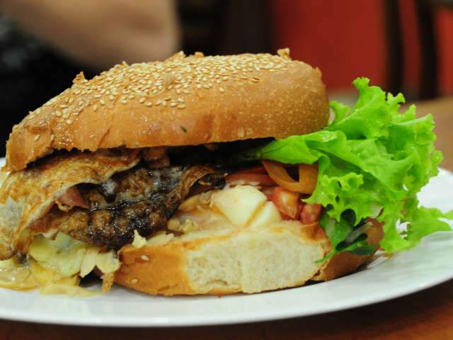  Lado B vai &agrave; ca&ccedil;a dos lanches gigantes de Campo Grande 