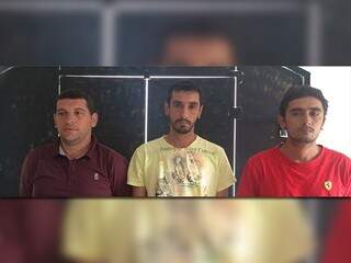 Célio (à esquerda), Luiz (centro) e Antônio foram presos na segunda-feira pelo roubo de projetores de cinema. (Foto: Divulgação/PC)
