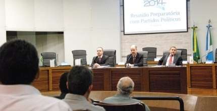 Representantes de partidos pol&iacute;ticos recebem orienta&ccedil;&otilde;es sobre as elei&ccedil;&otilde;es