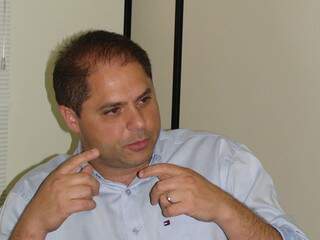 Vereador Mario Cesar (PPS) afirma que PPS de Athayde Nery tem dois pesos e duas medidas.