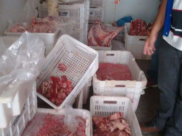 A&ccedil;&atilde;o policial contra alimento impr&oacute;prio apreende seis toneladas em MS