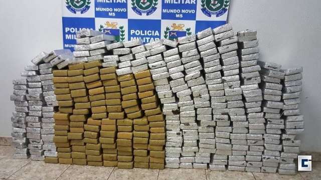 Pol&iacute;cia apreende 311 kg de maconha com advogado que integrava quadrilha