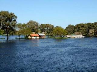 Área de Corumbá inundada com a cheia do Rio do Paraguai, em maio deste ano. (Foto: Renê Marcio Carneiro/Prefeitura de Corumbá/Arquivo).