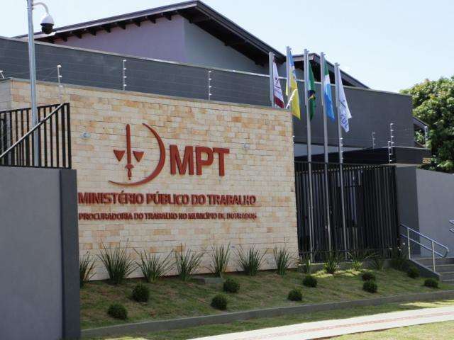 Ex-servidor &eacute; condenado a dez anos de pris&atilde;o por desviar dinheiro do MPT