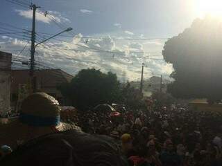 Multidão tomou conta das ruas na Esplanada Ferroviária no Cordão Valu (Foto: Thailla Torres)
 (Foto: Thailla Torres)
